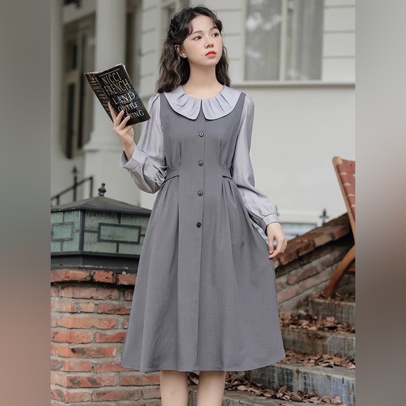 Mid Length Tie Waist Doll Style Dress - Picture 4 of 5